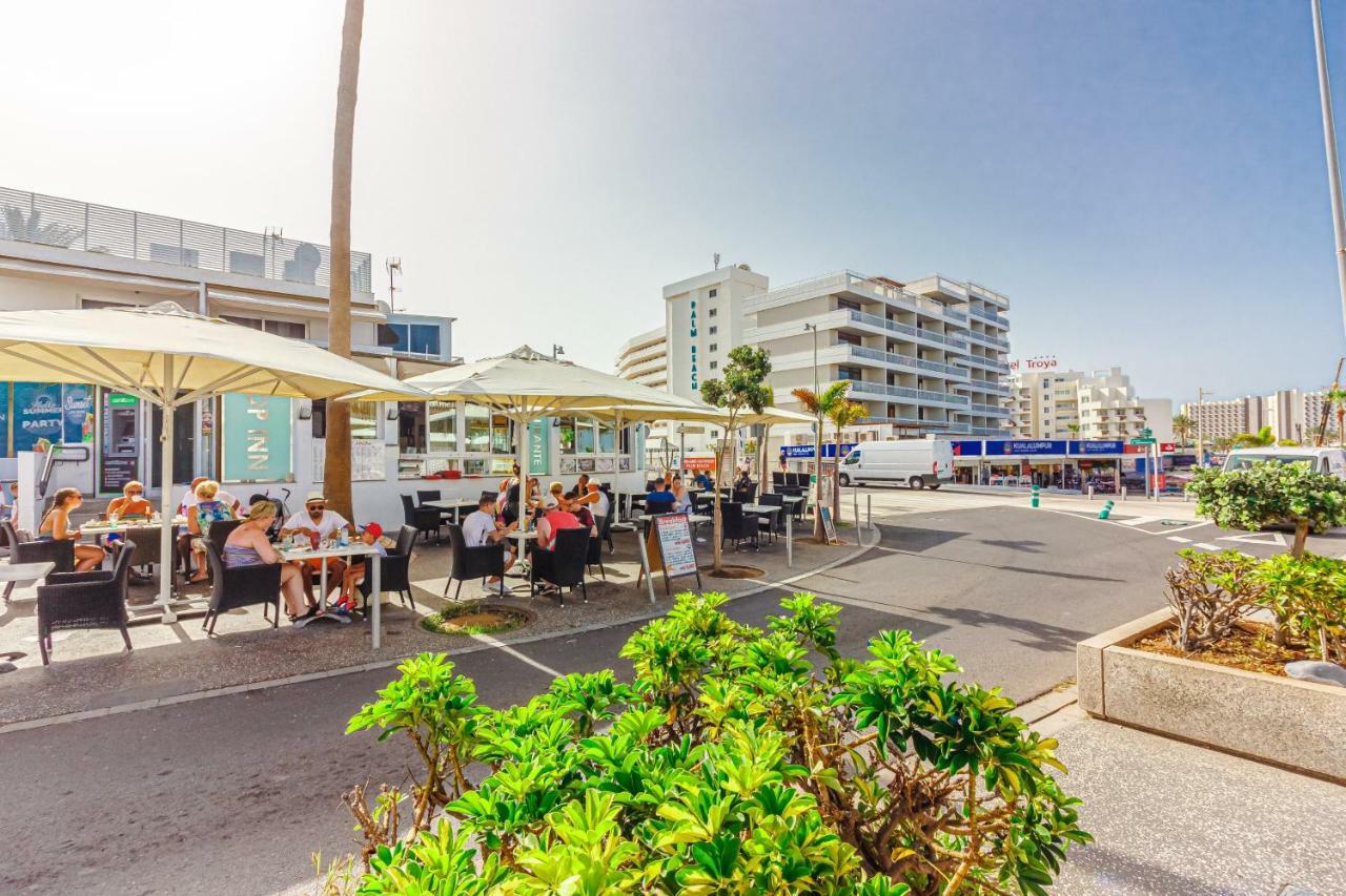 Front Of A Beach Aircon Las Americas Costa Adeje ปลายาเดลาสอเมริกาส ภายนอก รูปภาพ